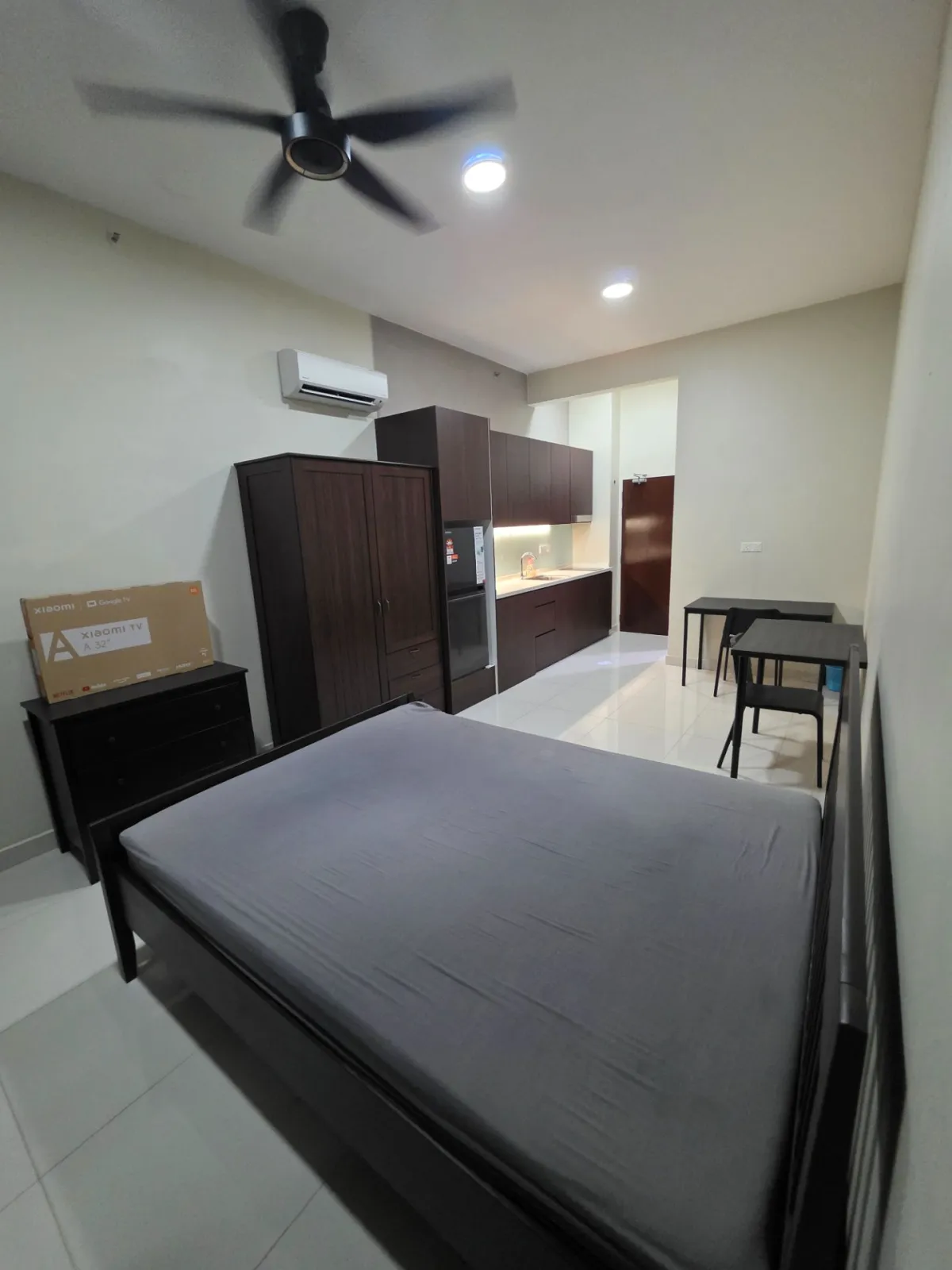 Modern New Studio, KLCC View, Steps to MRT 2